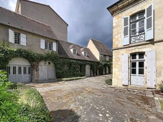  Maison à vendre 12 pièces 378 m²