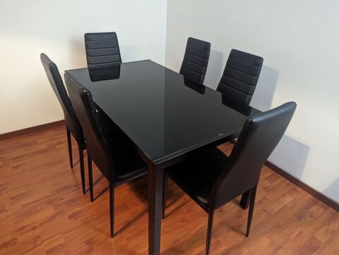 Table de salon 80x140cm   6 chaises noires 175 La Plaine St Denis (93)