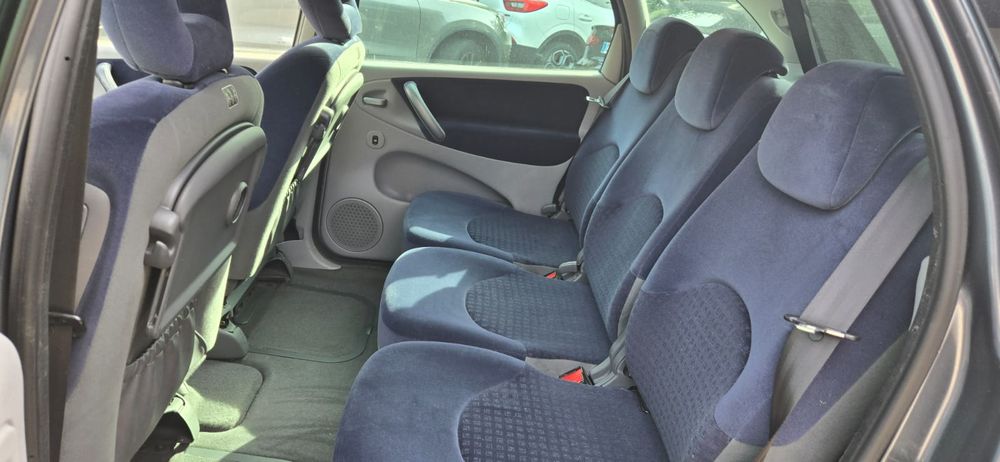 Picasso Xsara 1.6i 16V 110 Exclusive 2006 occasion 74950 Scionzier