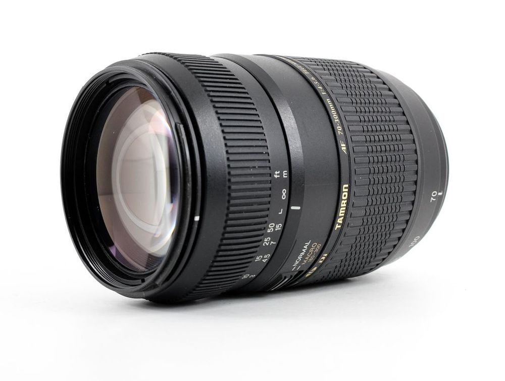 Objectif TAMRON AF 70-300mm /f4-5.6 Di LD Macro 1/2 NIKON Photos/Video/TV