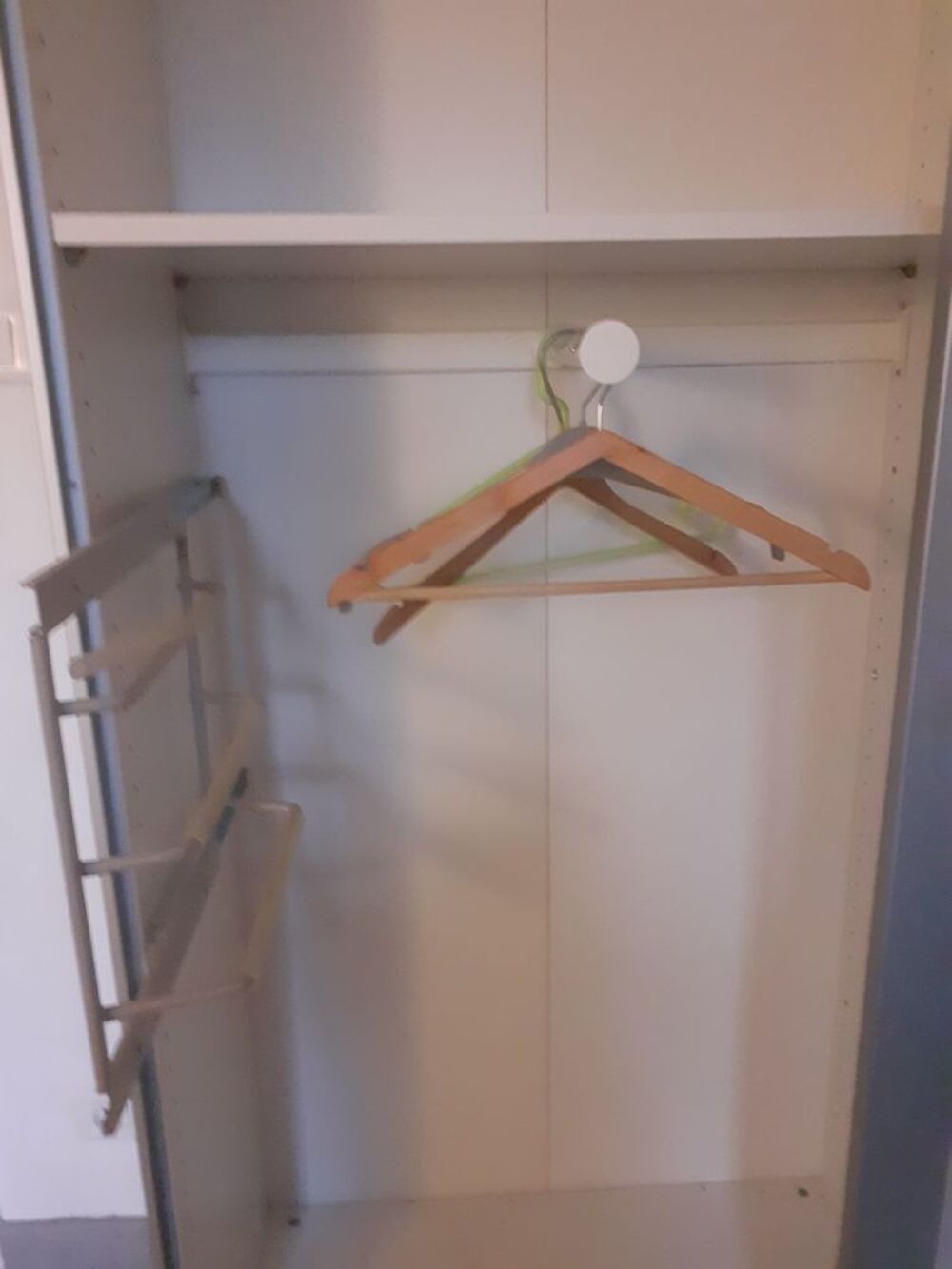 Vds grande armoire IKEA Meubles