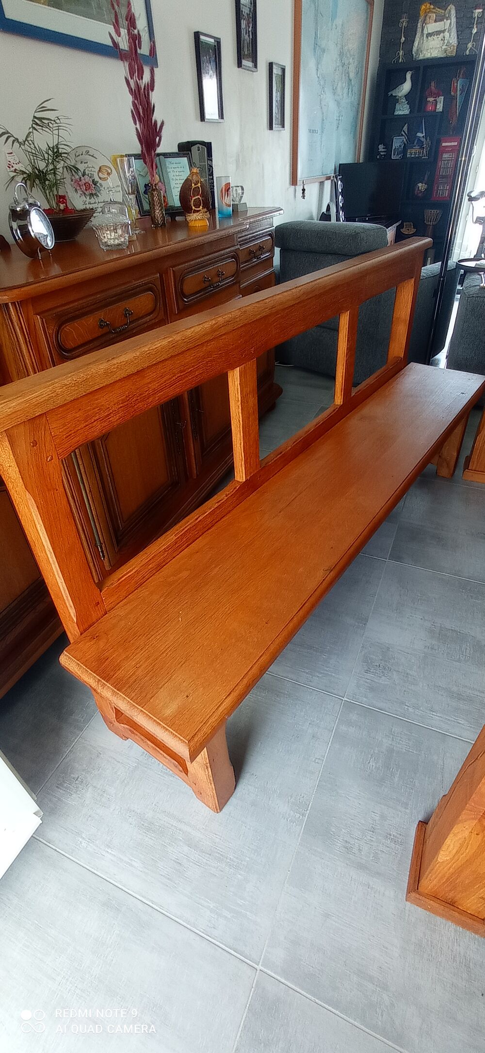 Table et bancs en bois massif Meubles