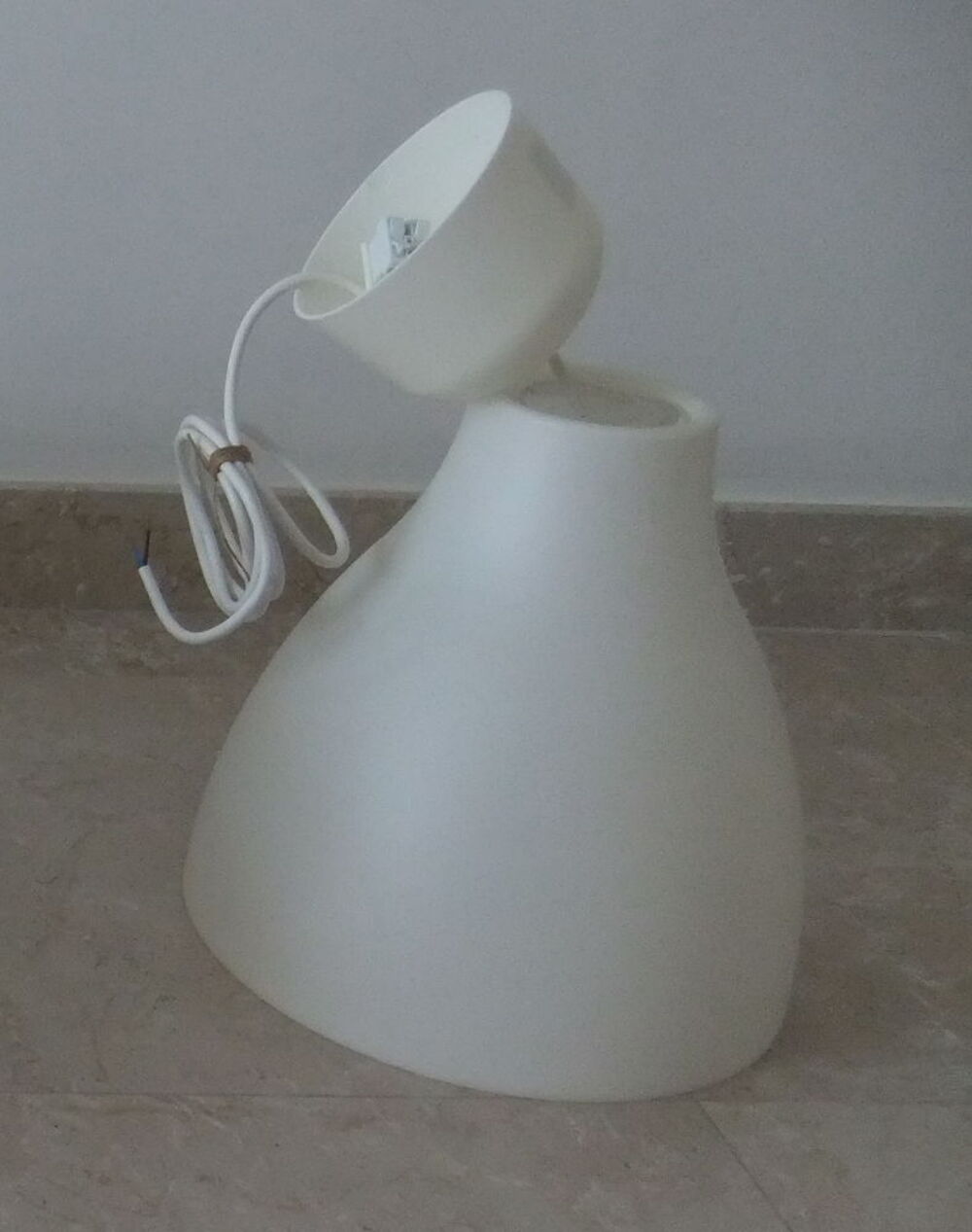 Suspension Ikea MELODI et monture HEMMA Electroménager