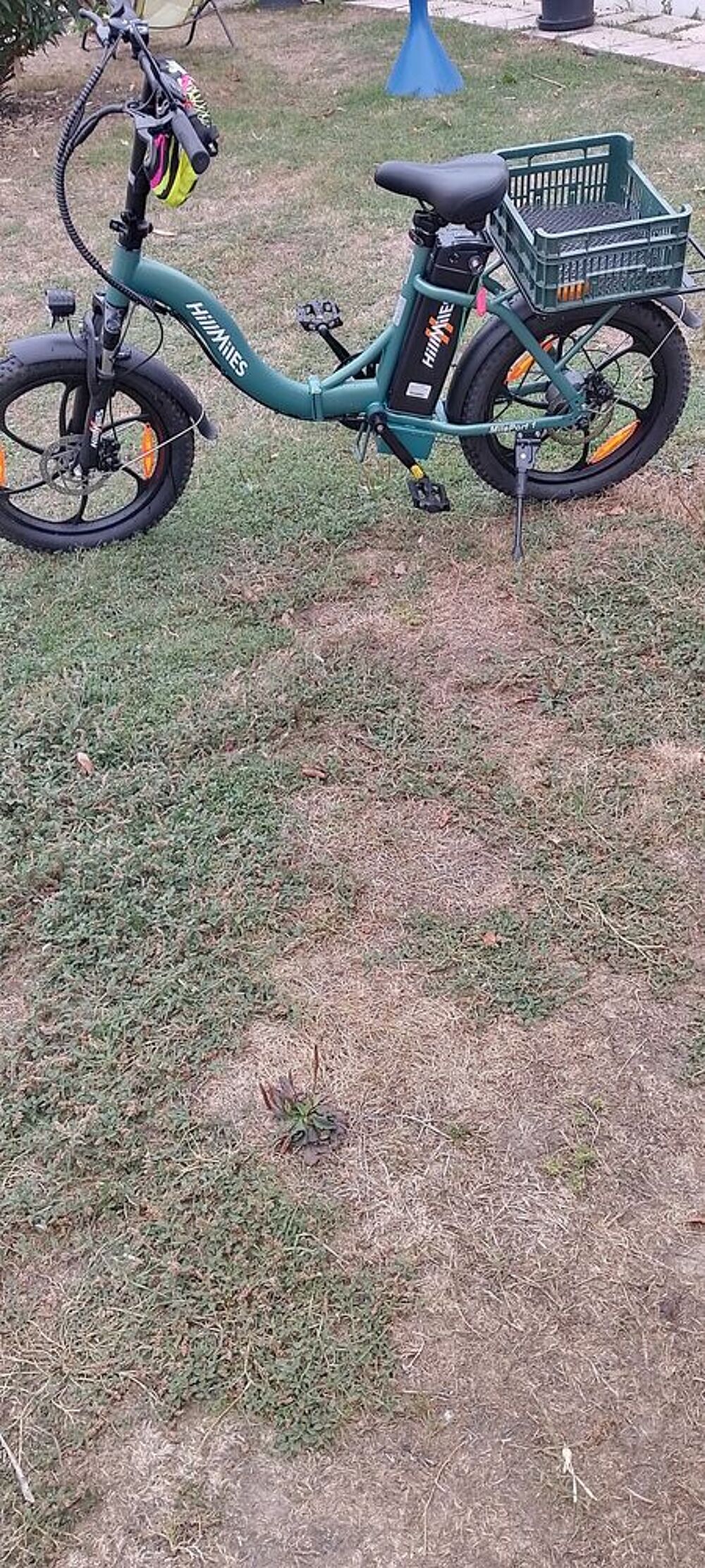 Velo electrique &eacute;tat neuf 250 wats roues 20'3. Vélos