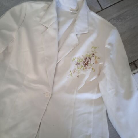 Veste crème broderie sur l'avant T 50 100 % polyester 6 Saint-Rambert-d'Albon (26)