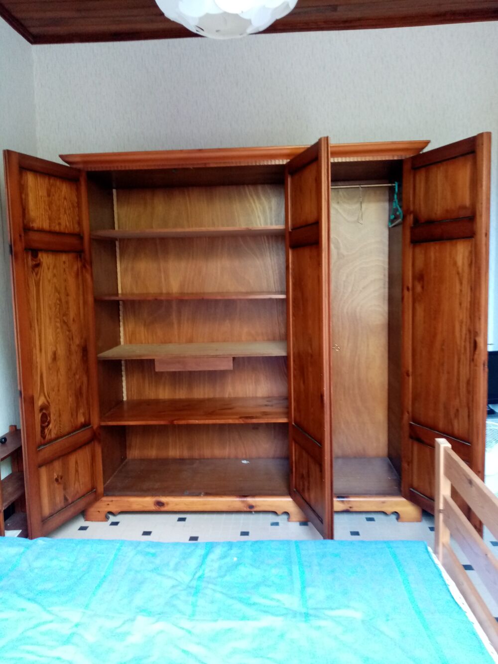 Armoire bois Meubles