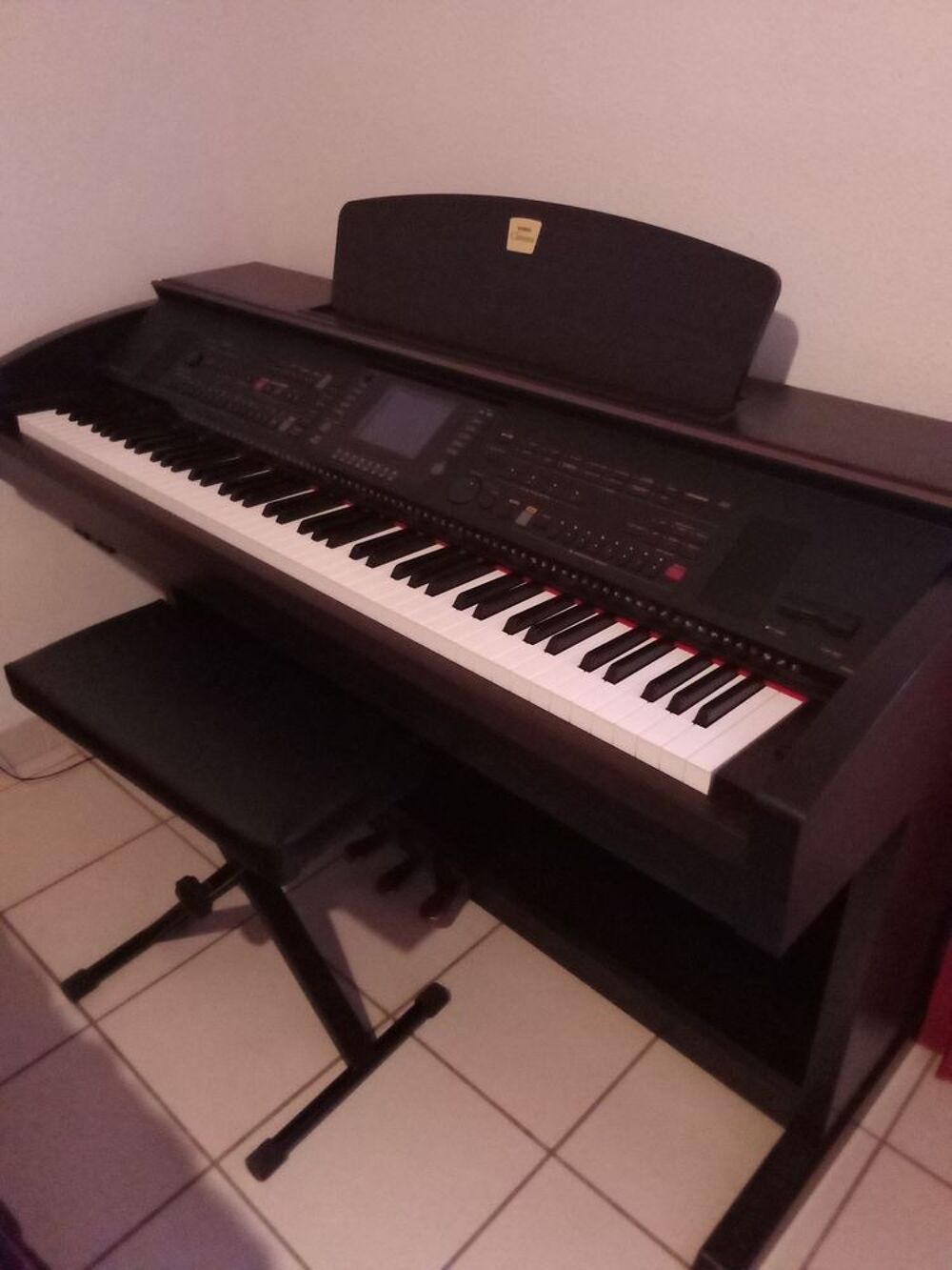 Piano Yamaha CVP303 Instruments de musique