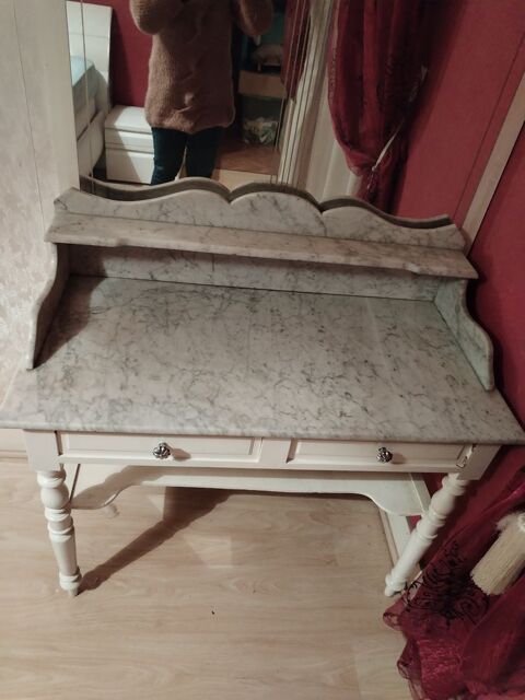 COIFFEUSE BOIS et MARBRE 40 Saint-Martin-d'H�res (38)