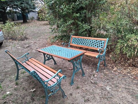 Salon de jardin - Table + 2 bancs Rueil-Malmaison (92)
