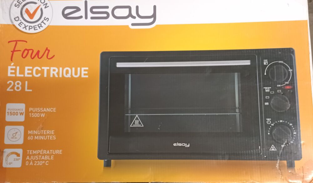 four 28 L ELSAY, couleur noir ; 40 euros Electroménager