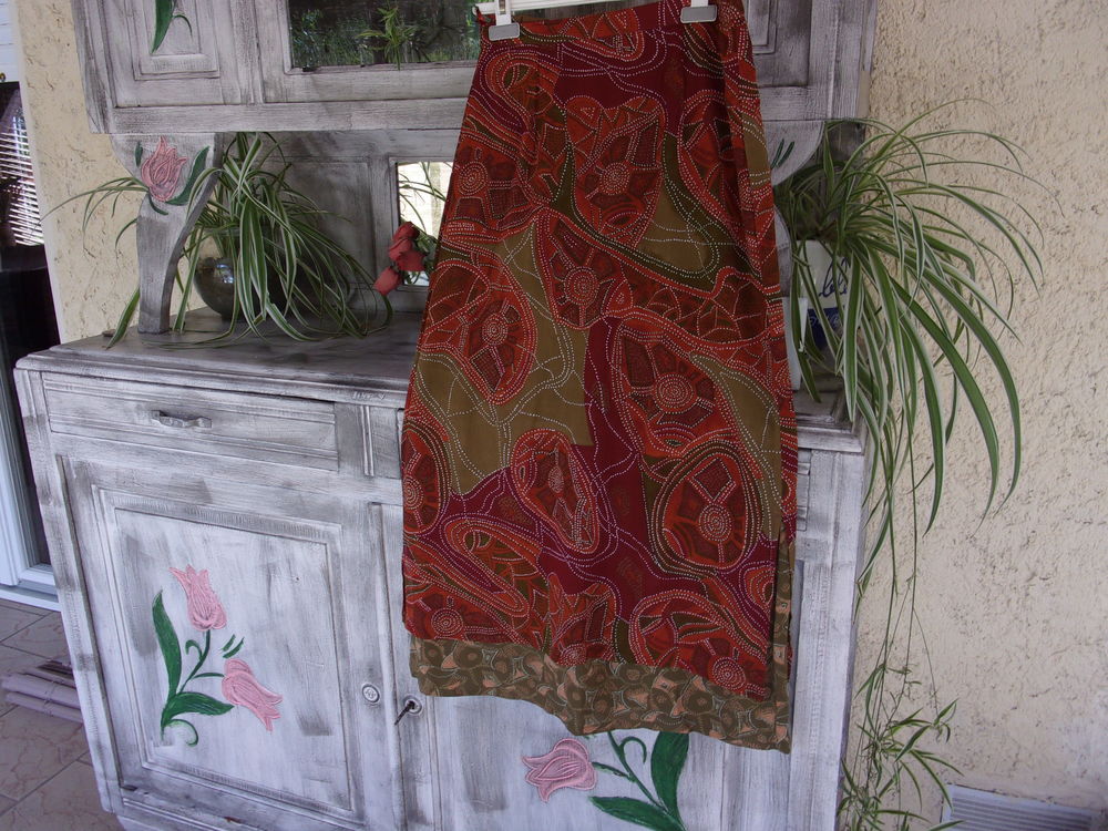 jupes femme &eacute;tat neuf Vêtements