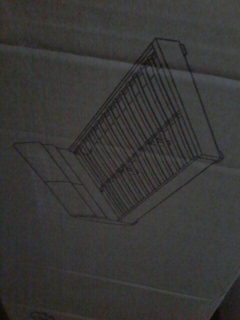 lit en simili cuir  avec sommier neuf dans emballages 200 Tourcoing (59)