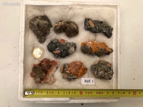 Cristaux de Crusite et d'Anglsite lot de minraux 110 Saint-Mdard (16)