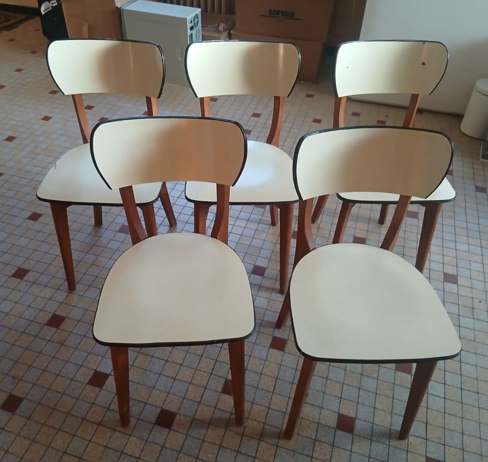 salle &agrave; manger vintage Meubles