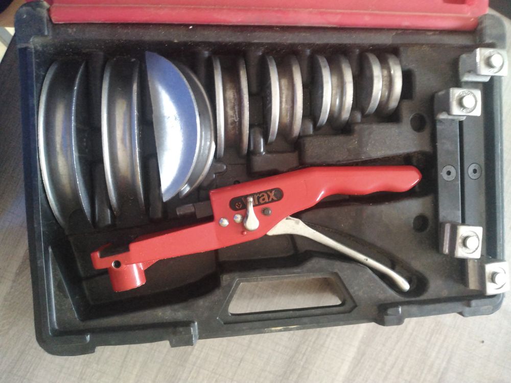 Outils en excellent &eacute;tat pour plomberie Bricolage