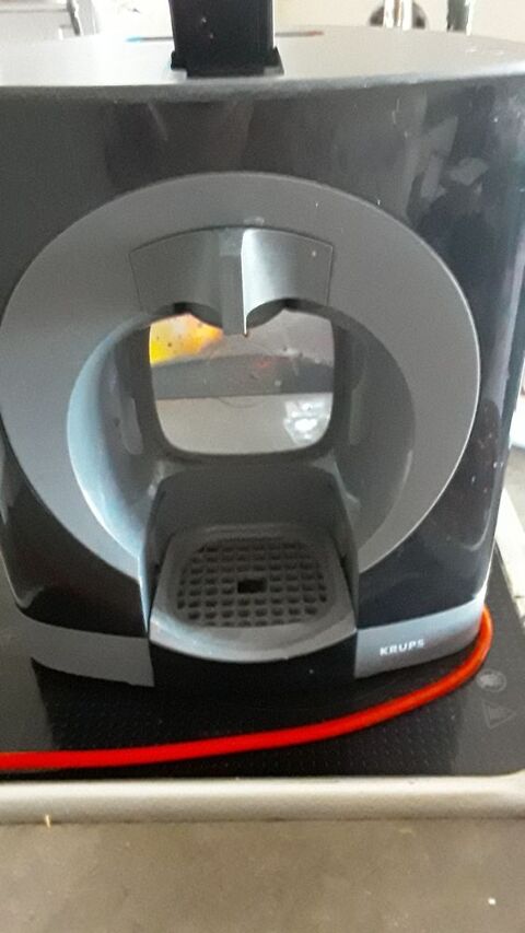 cafetiere dolce gusto 26 Fréjus (83)