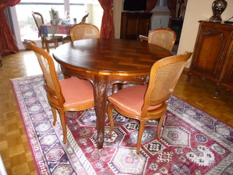 table ronde de style louis xv
400 Saint-Etienne (42)