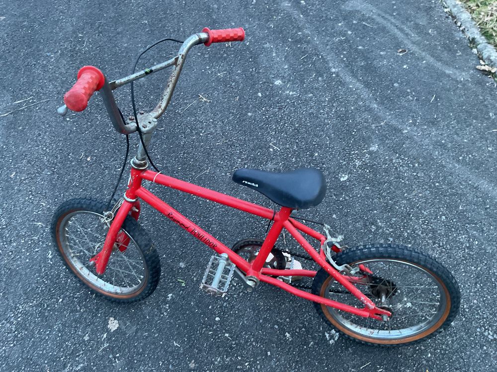 V&eacute;lo BMX enfant 16 pouces Raymond Poulidor Vélos