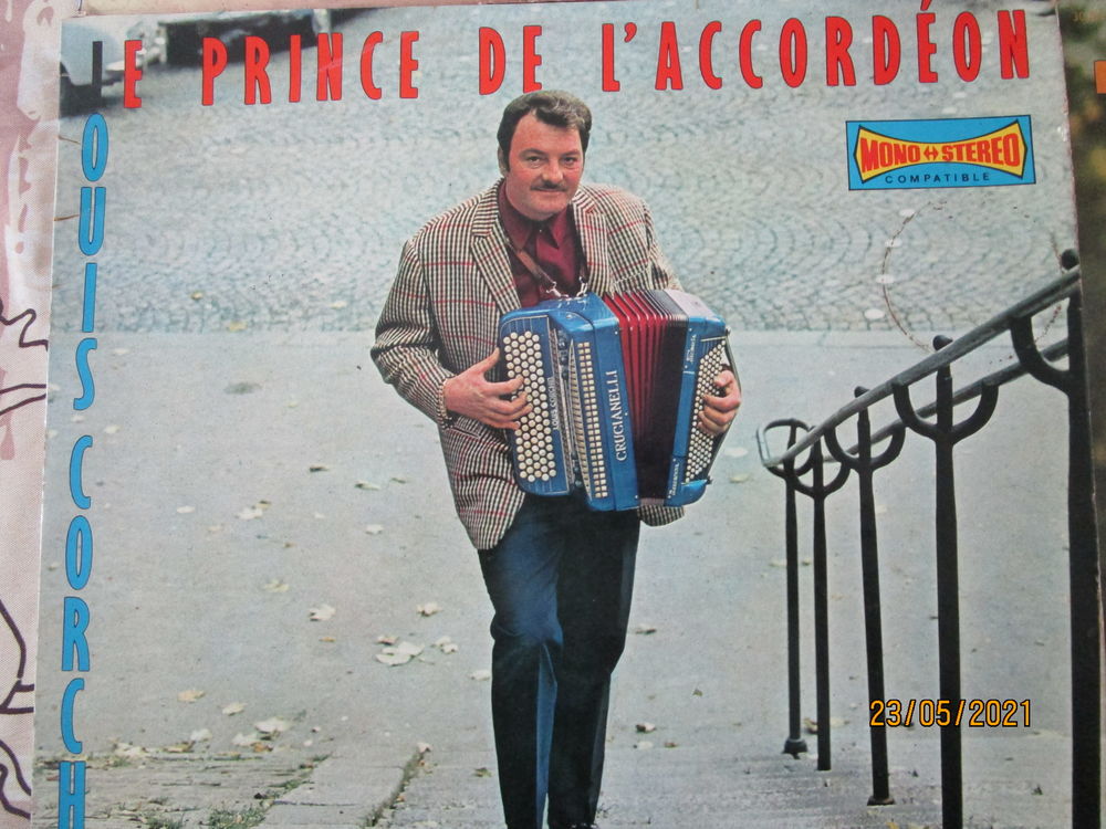 lot de trois vinyles accord&eacute;onistes c&eacute;l&egrave;bres CD et vinyles