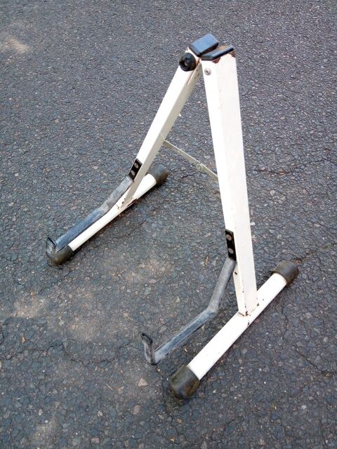support guitare flashstand Beauchamp (95)