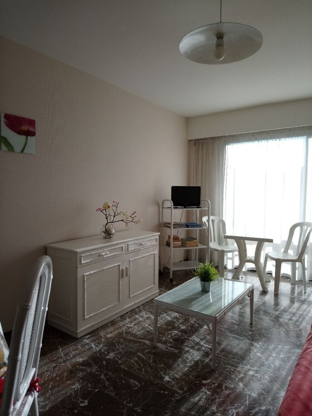   Menton, 300m mer, joli T2 de 54 m2 + terrasse et garage. Provence-Alpes-Côte d'Azur, Menton (06500)