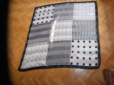 Carr� satin 16 (79) 5 Tours (37)