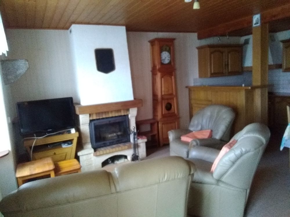 Location Maison maison à Châteauneuf de Randon (48170) Châteauneuf-de-randon