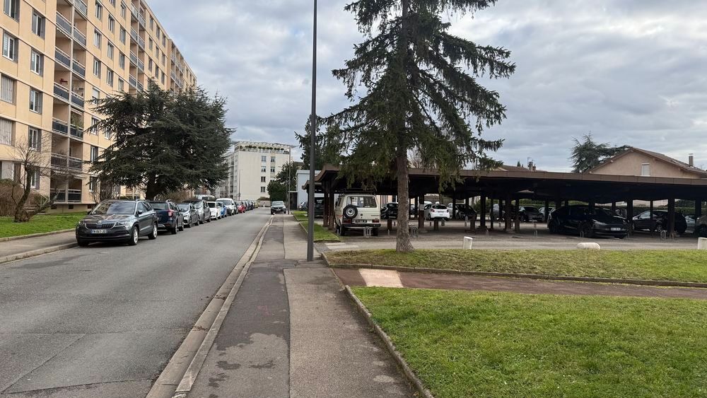 Vente Parking/Garage Place de parking en extérieur couverte Caluire-et-cuire