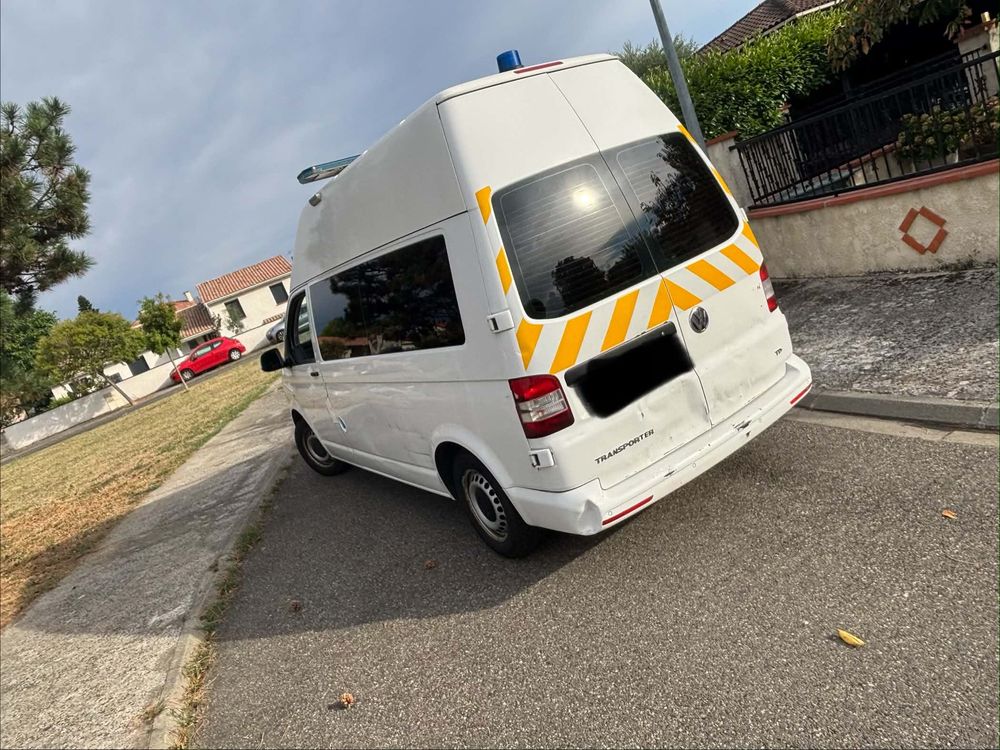 Caravelle California 2.0 TDI 110 BMT BVM5 Beach Camper 2016 occasion 31770 Colomiers