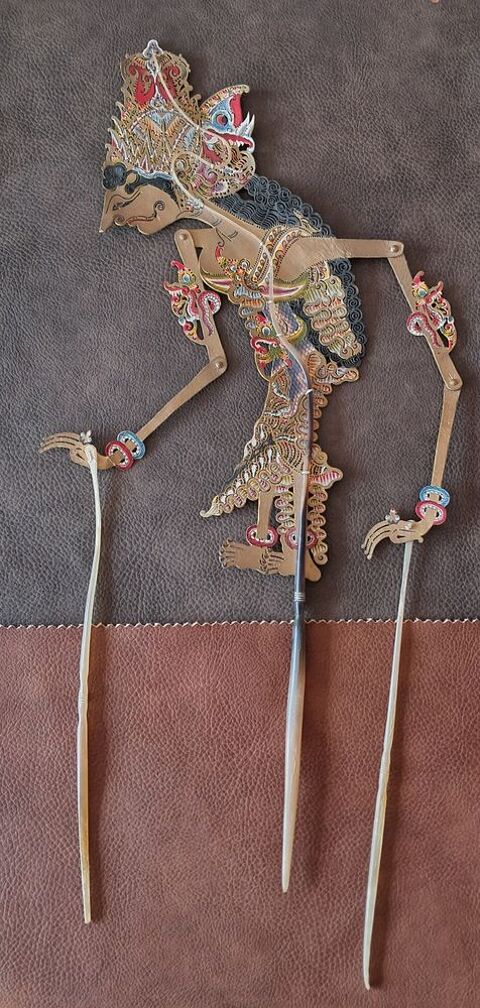 marionnette ombre chinoise indon�sienne culte de Krishna  50 Carnon Plage (34)