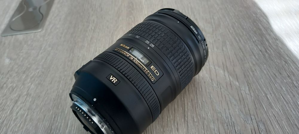NIKON D800 avec t&eacute;l&eacute;objectif Photos/Video/TV