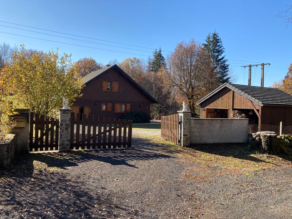 Vente Chalet Chalet 5 pièces   92 m2 Saint-genès-champespe