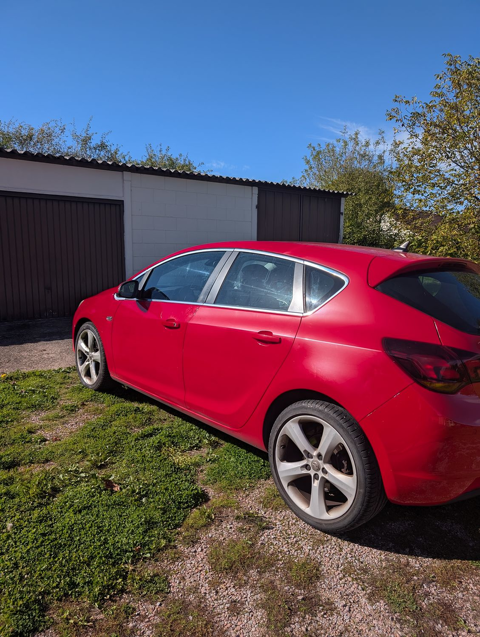 Opel astra 1.7 CDTI - 125 FAP Cosmo