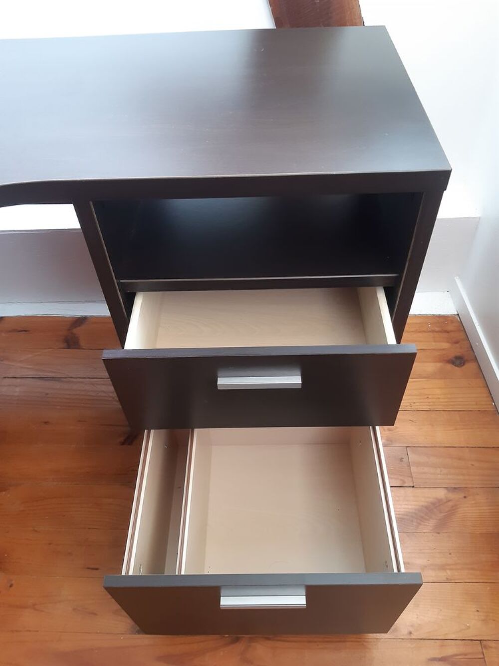 Bureau weng&eacute; fonc&eacute; Meubles