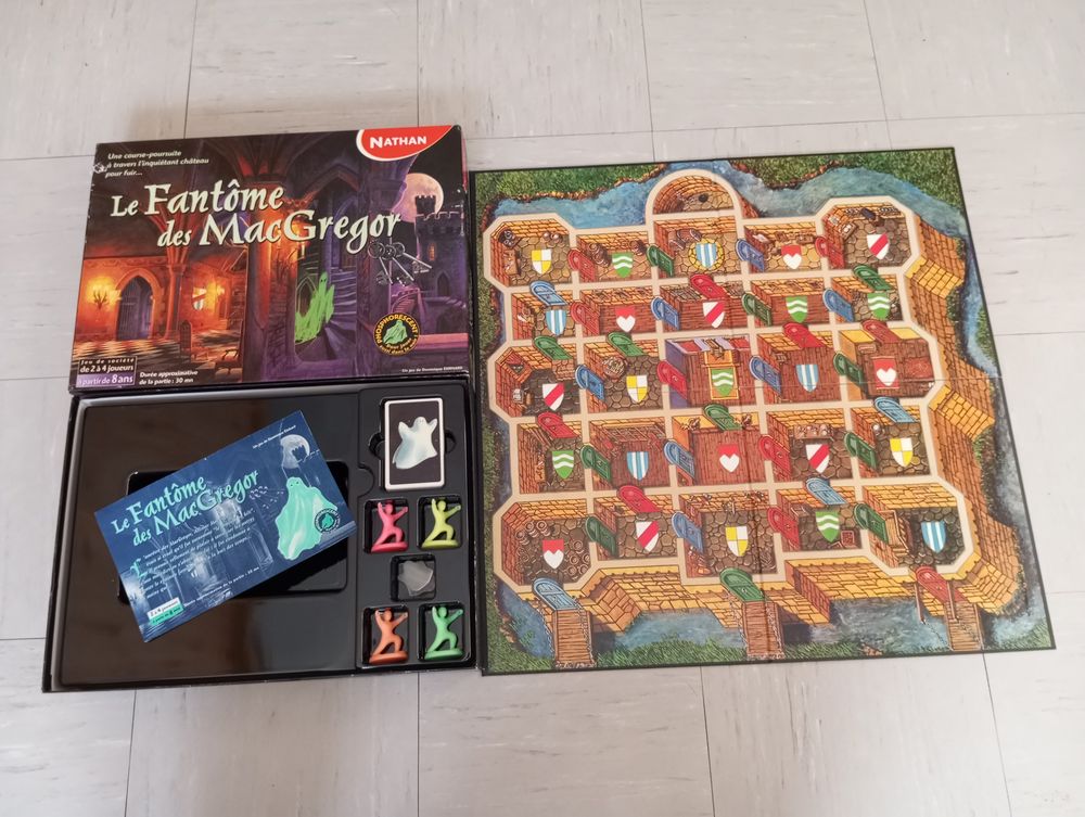 Jeu de soci&eacute;t&eacute; Le Fant&ocirc;me des MacGregor Marque NATHAN Jeux / jouets