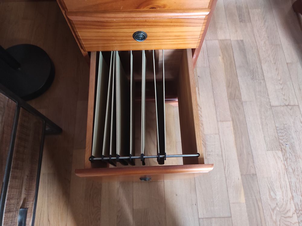 Lot meubles de bureau Meubles