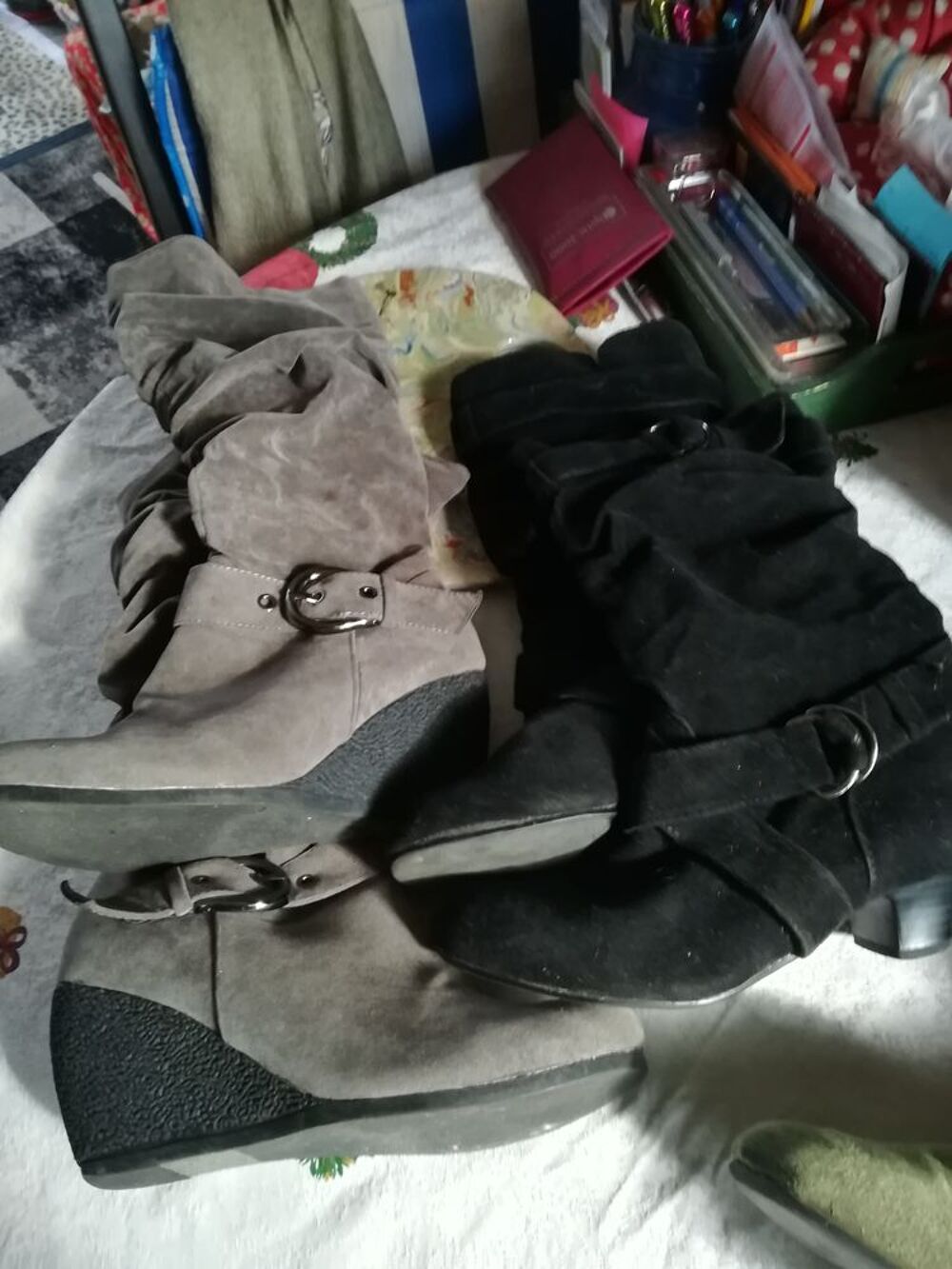 Lot de botted Chaussures