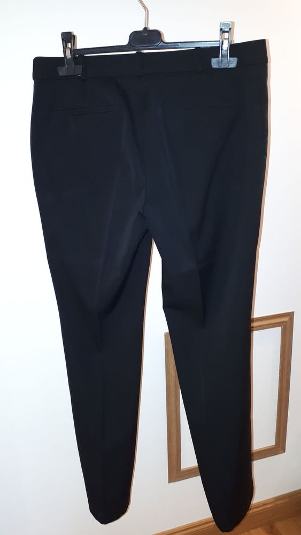 Pantalon noir marque Promod taille 40 Vtements