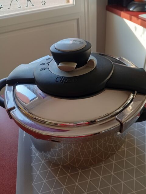 Cocotte minute SEB Clipso inox 4,5 L 35 Beauvais (60)