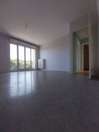  Appartement  louer 4 pices 81 m