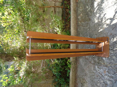 COLONNE EN BOIS POUR RANGER 80 CD .
5 Cabriès (13)