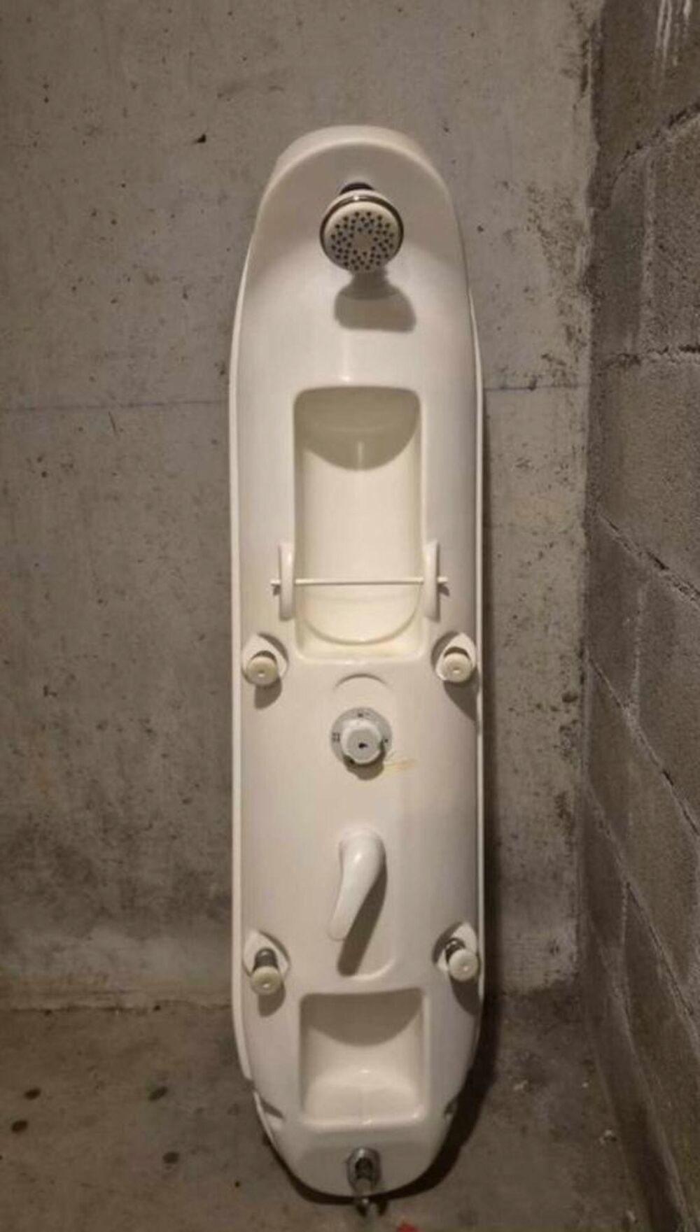 Colonne de douche complete Electroménager