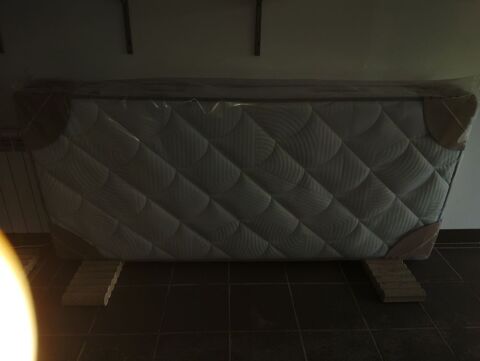 2 lits neufs Esves-le-Moutier (37)