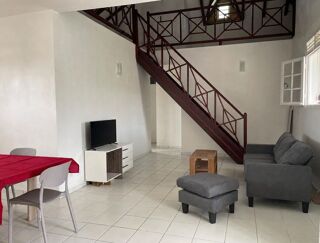 Maison à louer 5 pièces 130 m²