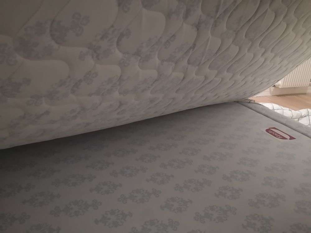 lit+matelas bon &eacute;tat Meubles