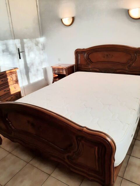CHAMBRE COMPL�TE EN MERISIER MASSIF 440 C�ret (66)