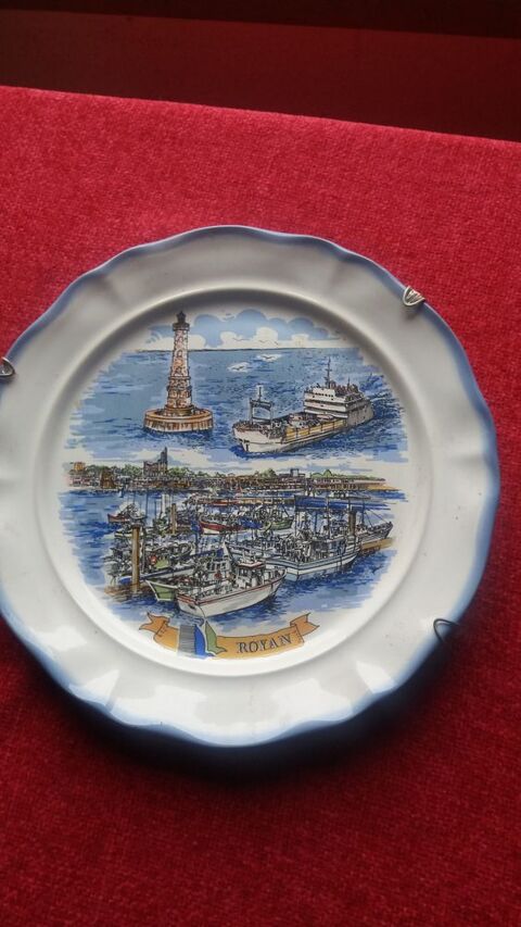 Assiette decorative ROYAN NE 10 La Seyne-sur-Mer (83)