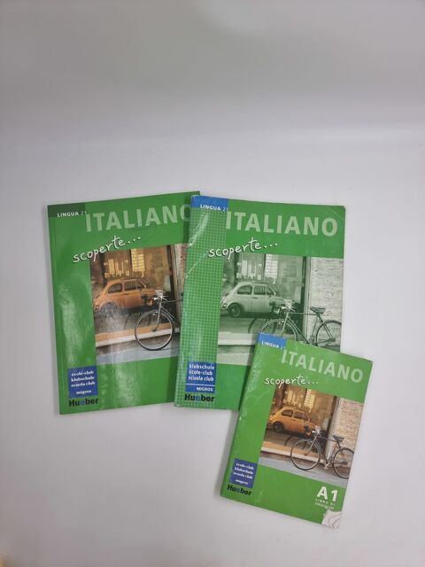 Lot de 3 livres ou manuels d'apprentissage italien 2 Vulbens (74)