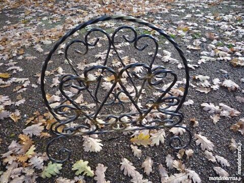 Porte revue fer forg�/journaux/journal (G) 20 Castres (81)