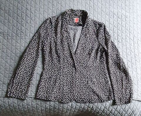 Veste noire avec motifs beiges Miss Captain 10 Betton (35)